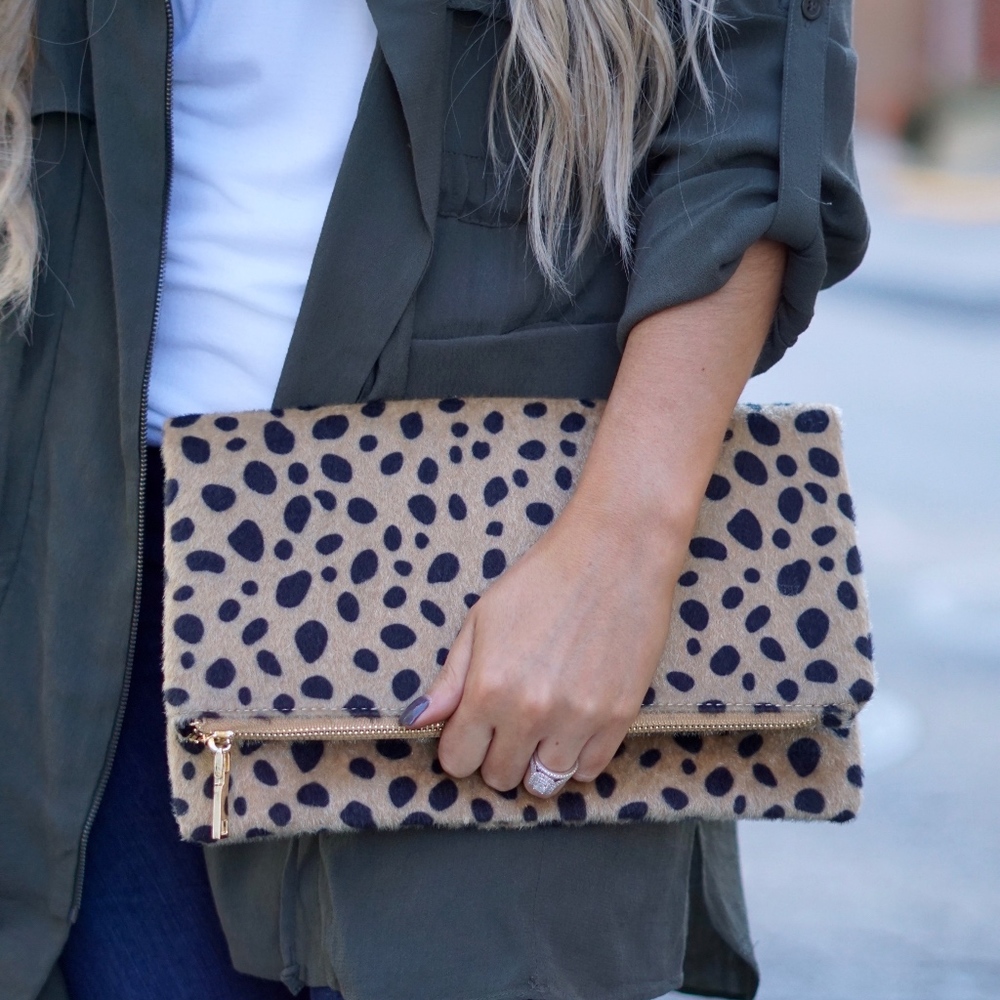 Leopard Clutch
